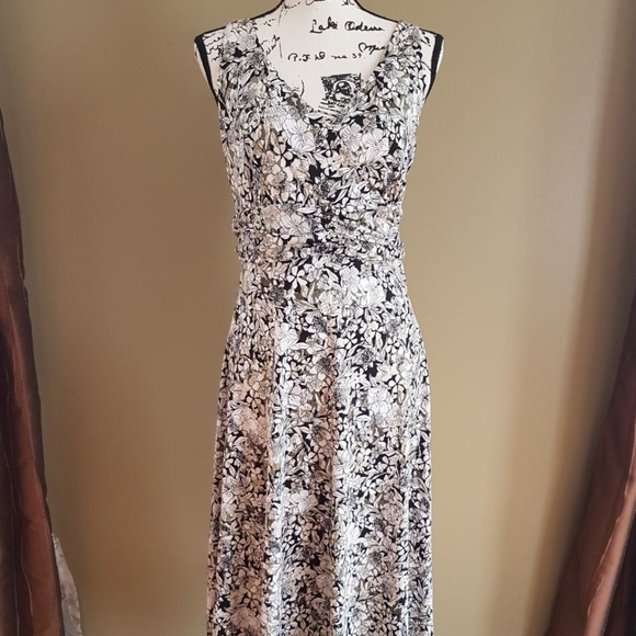 Click Collection Long Sleeveless Dress Floral sz M - Picture 3 of 6